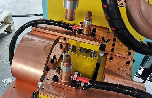 双头点麻豆视频免费在线