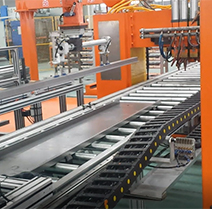 自动化门板加强筋麻豆黄色小视频生产线